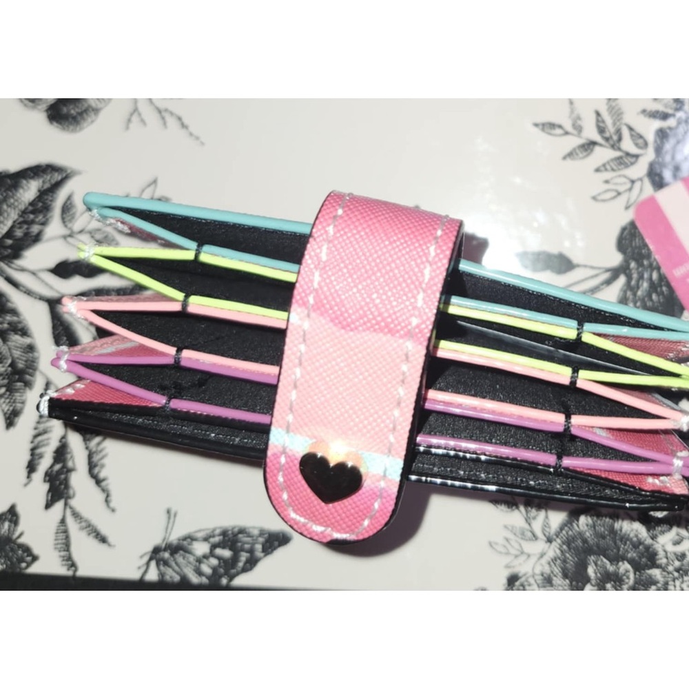 Victoria Secret Expandable Card Case New - Picture 3 of 4